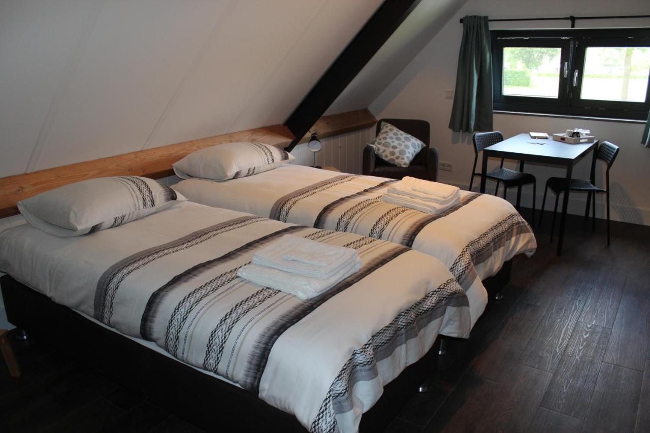 Sint-Oedenrode De Weije Wereld Bed & Breakfast エクステリア 写真