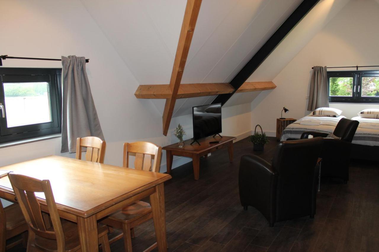 Sint-Oedenrode De Weije Wereld Bed & Breakfast エクステリア 写真