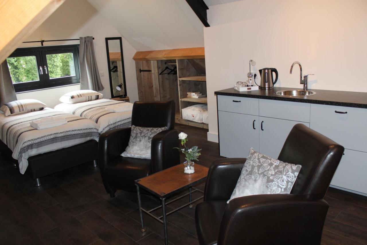 Sint-Oedenrode De Weije Wereld Bed & Breakfast エクステリア 写真