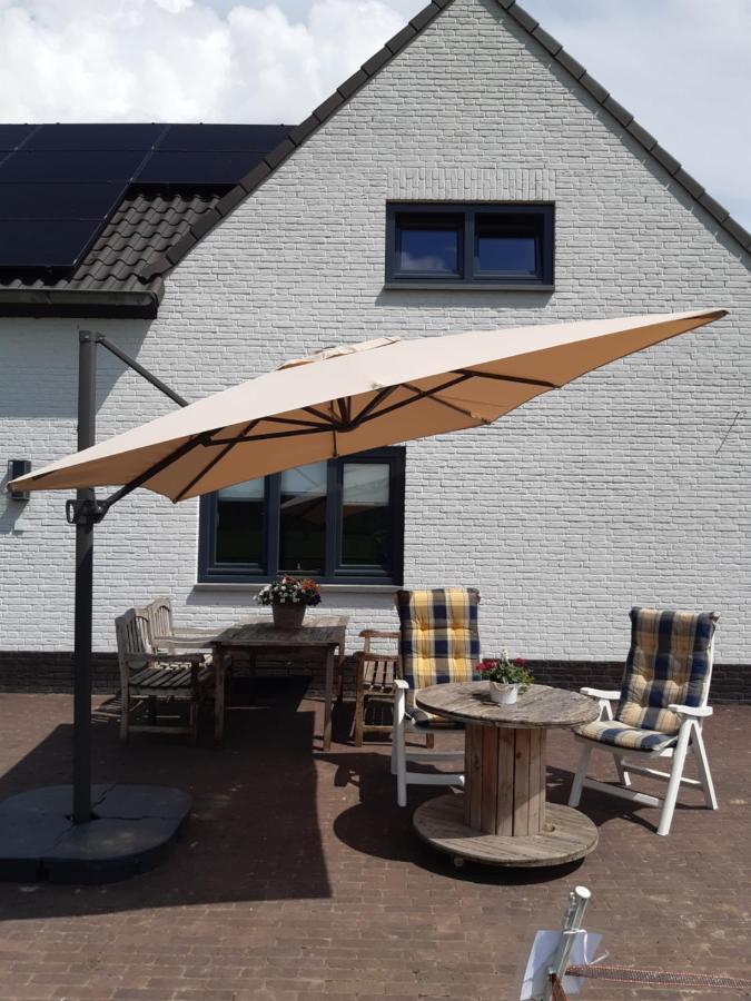 Sint-Oedenrode De Weije Wereld Bed & Breakfast エクステリア 写真